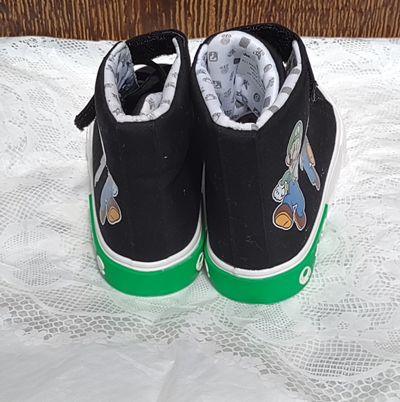 Nintendo Super Mario Bros High Top Sneakers Kids 13 - Picture 4 of 7